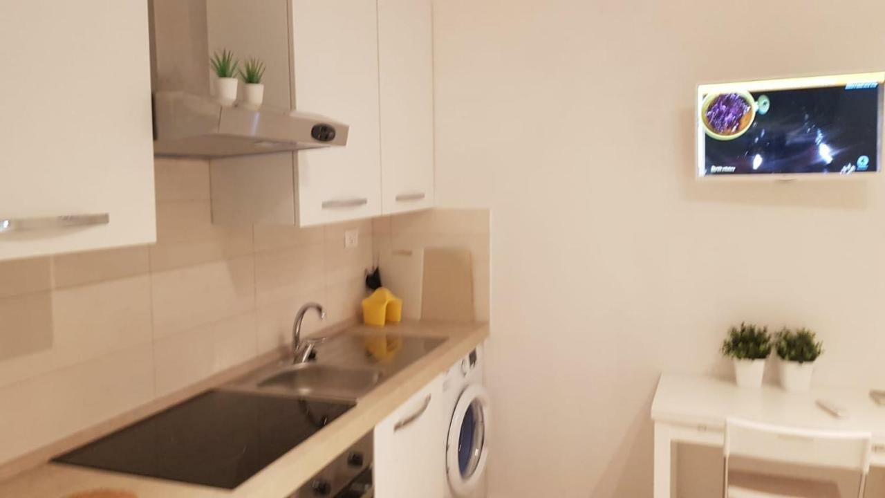 Casa Elena Apartment Леванто Екстериор снимка